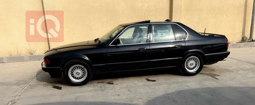 بي ام دبليو الفئة 7